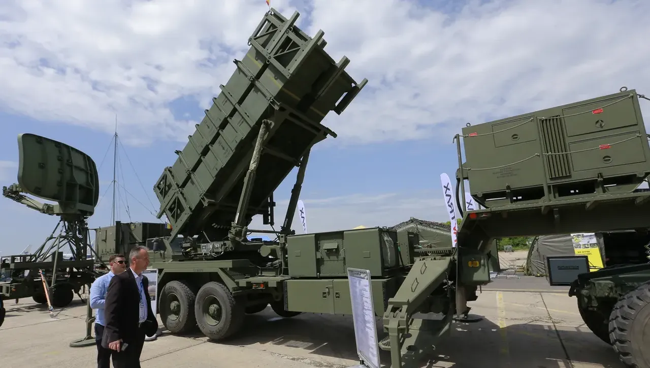 The Telegraph: Първата от обещаните от Тръмп системи Patriot пристигна в Украйна с ракети