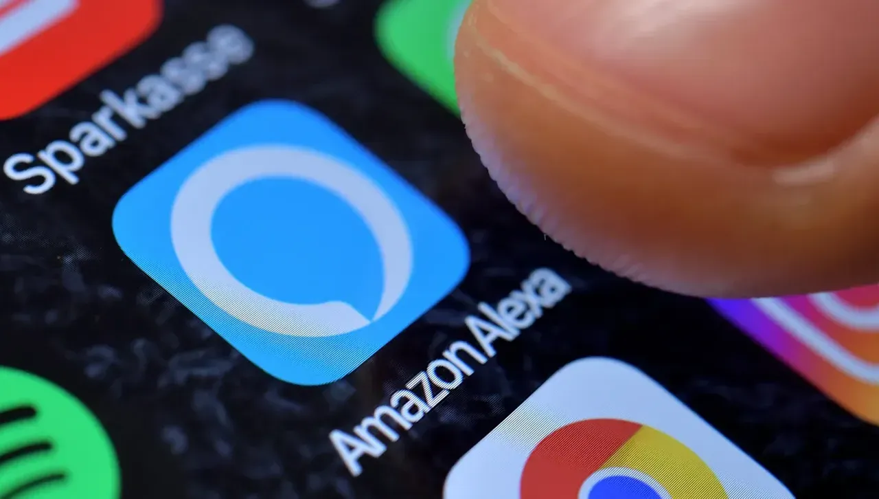 "Амазон" уволнява около 30 хил. служители от офисите си по света