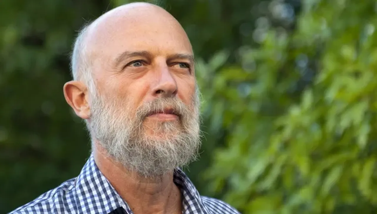 Третата световна чука на вратата