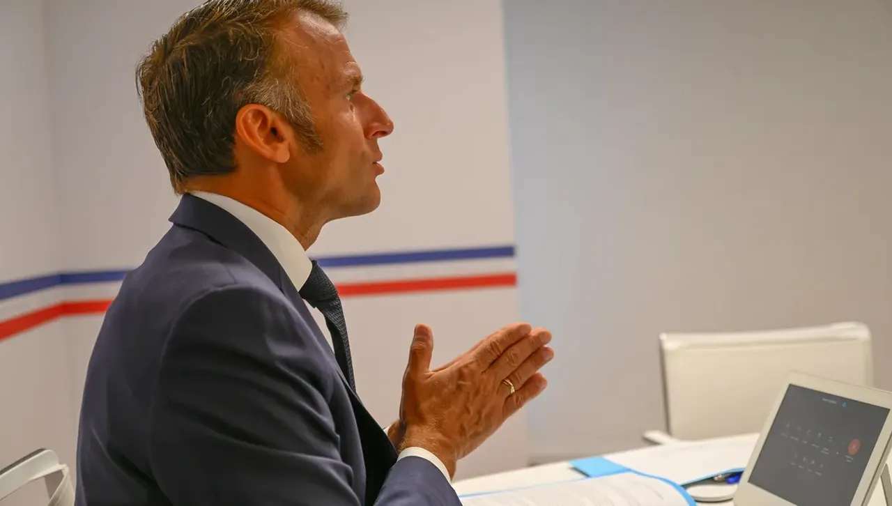 Макрон посреща Зеленски на 17 ноември в Париж