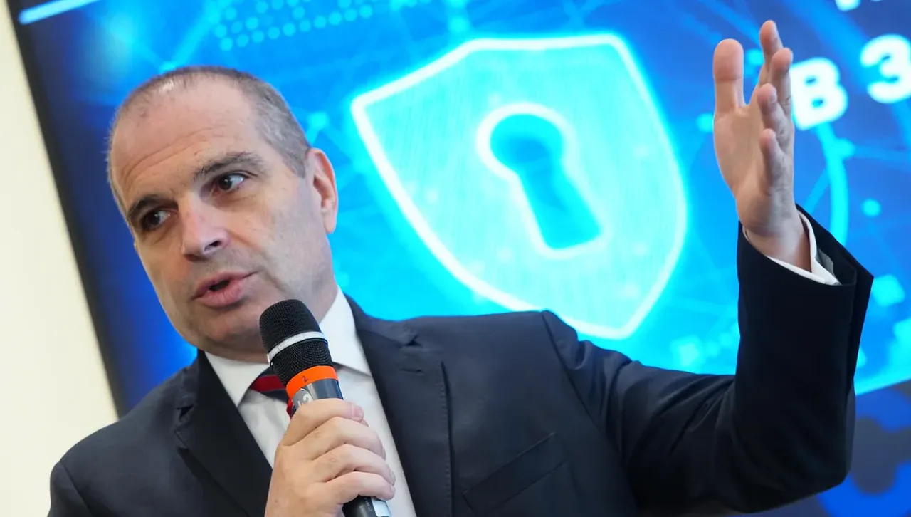  Гроздан Караджов:  Инвестираме над 1,5 милиарда евро в модернизацията на жп маршрута София – Гюешево