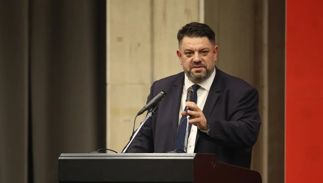 Общините алармираха, че са затруднени да привличат ИТ специалисти и експерти 