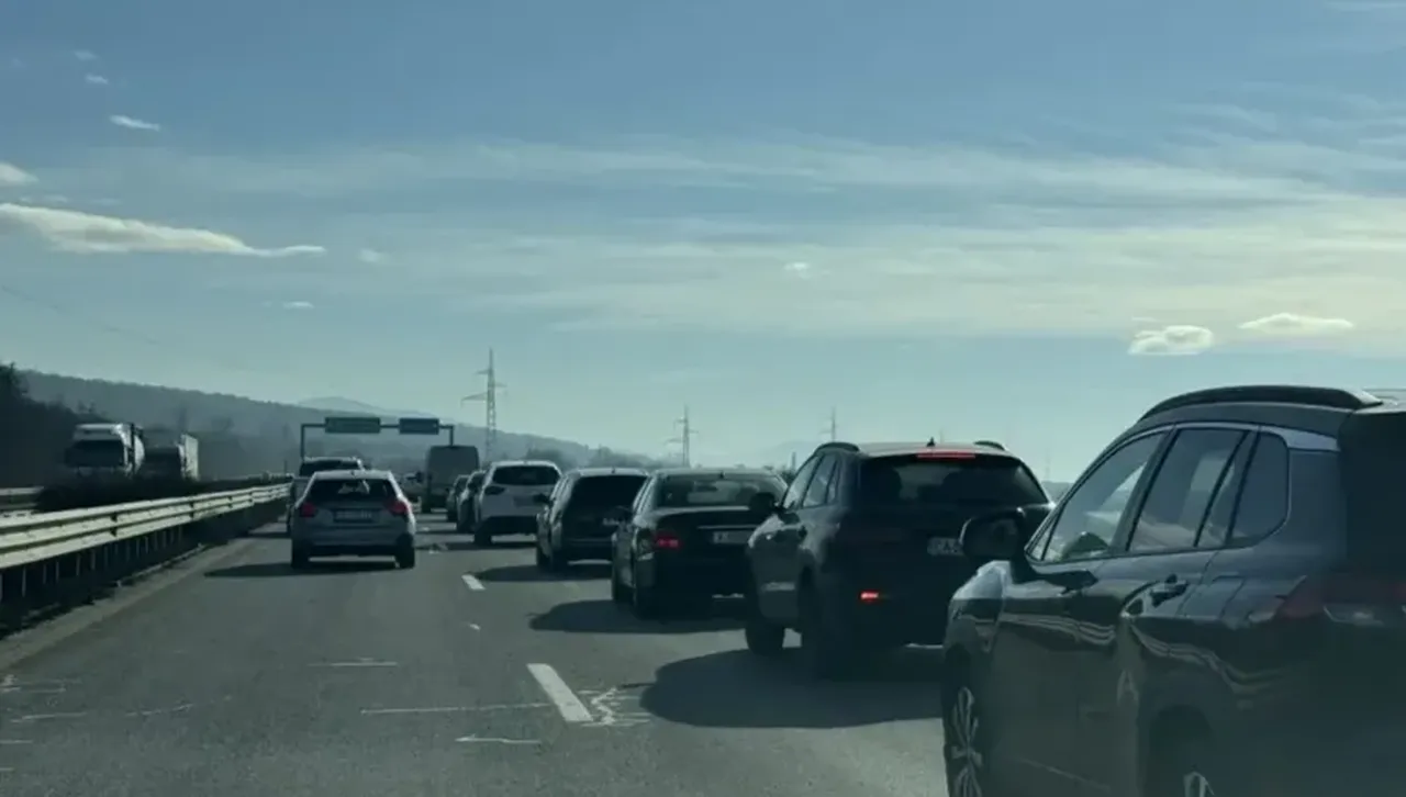 Крадла дала газ до 190 км, за да избяга от полицията в САЩ