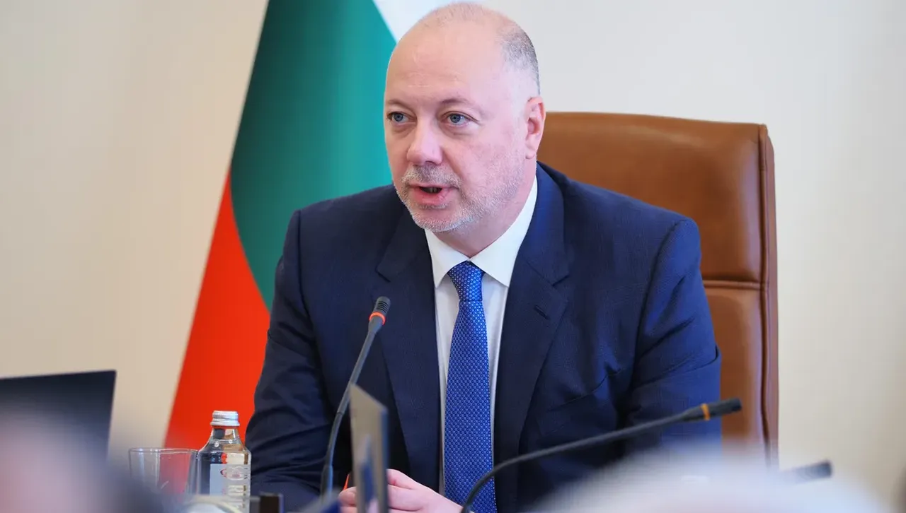 Сключени са договори за осигуряване на пожарни автомобили безпилотни летателни