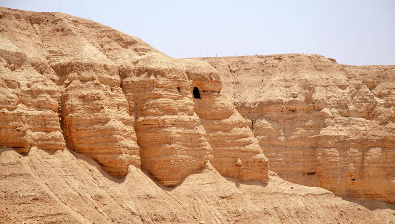 Свитъците от пещерите Кумран са още по-древни, отколкото се смяташе