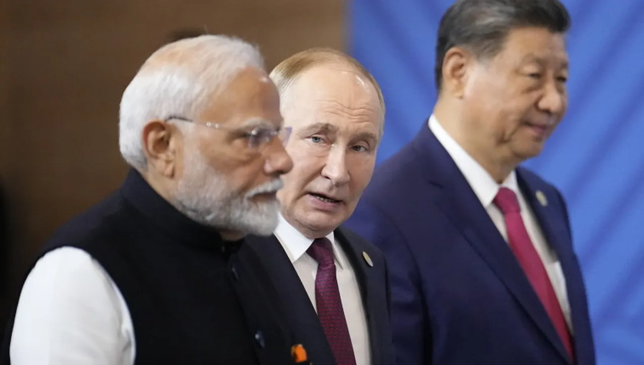 "Уолстрийт джърнъл": Ос "Пекин–Москва–Ню Делхи" е повече химера, а не реалност