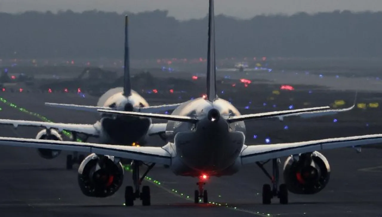 Освен пътеписни разкази читателите могат да открият конкретни насоки за