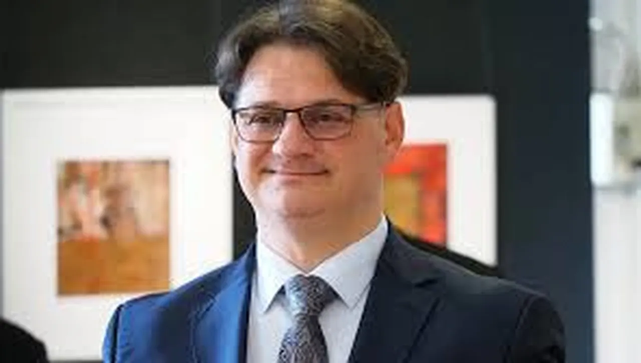 Скандал в културното министерство, Бачев освободи директора на Българска национална филмотека