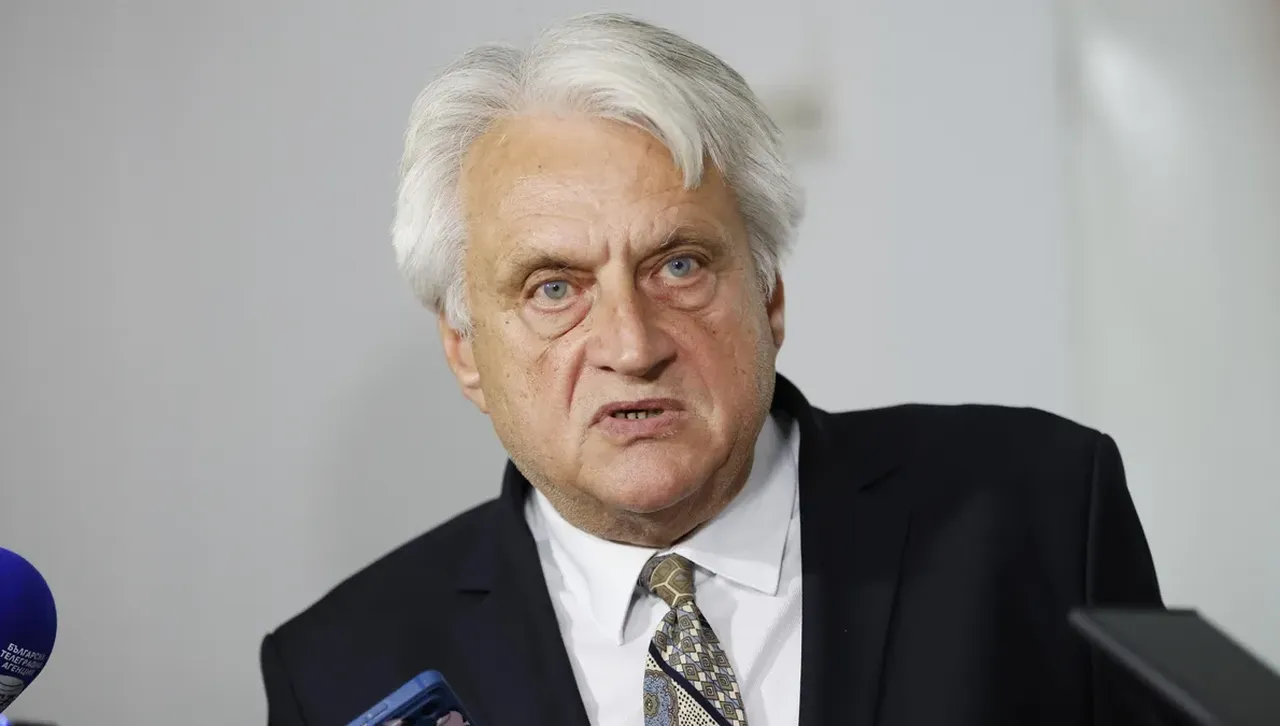 Рашков опроверга думи на Митов: Не съм обявявал обществена поръчка за икони