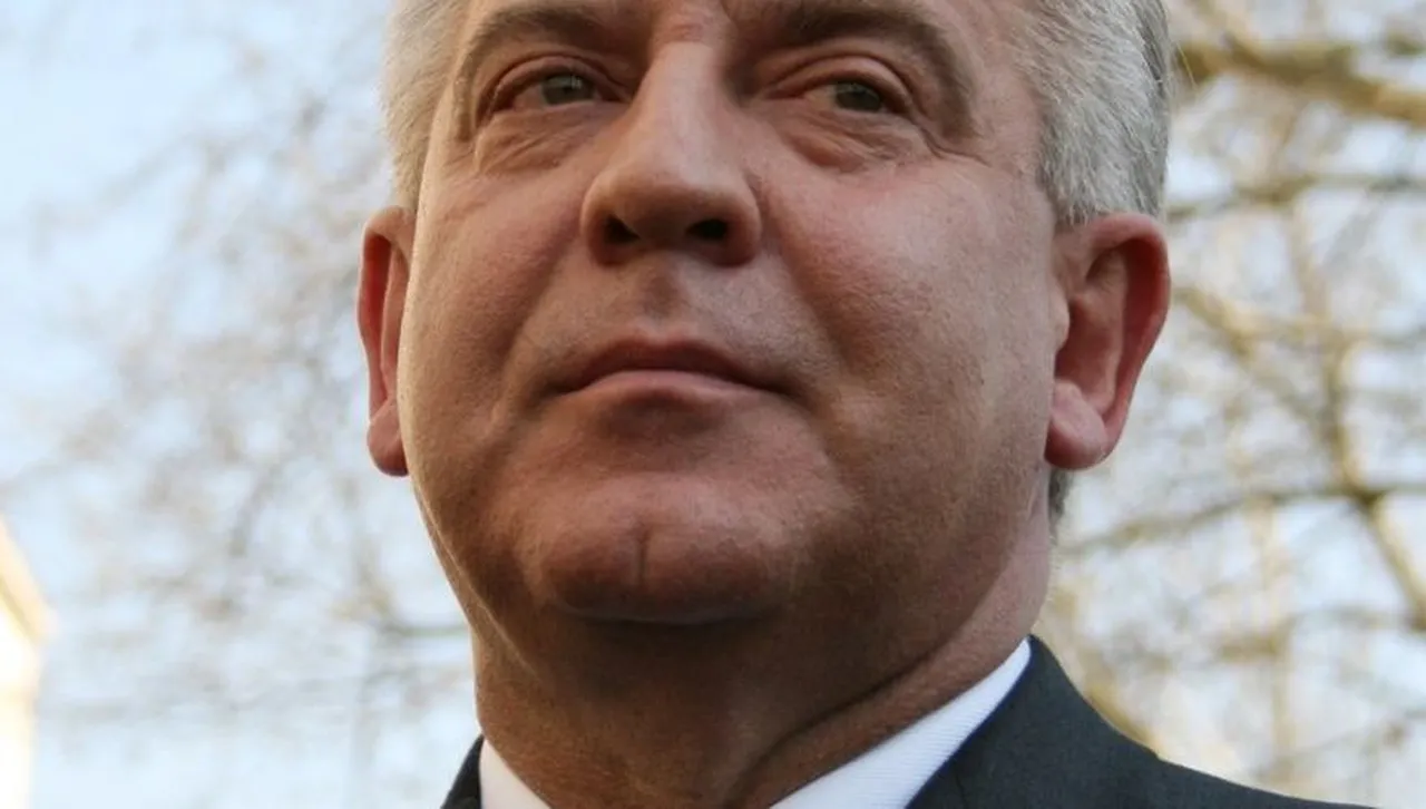 Бившият хърватски премиер Санадер е оправдан по обвинение във "военно облагодетелстване"