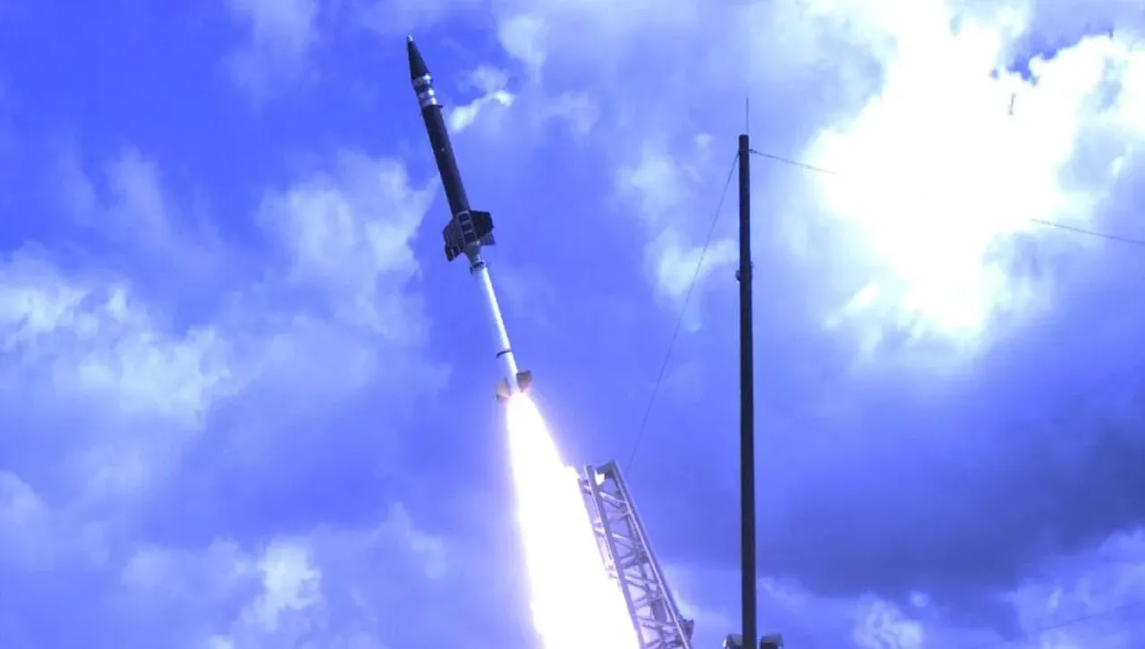 Defense Express: Франция подготвя ракета с термоядрени заряди за удари в сърцето на Русия