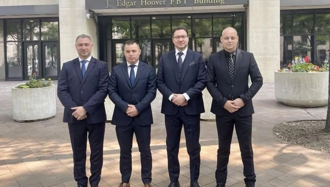 Българска делегация начело с Даниел Митов проведе срещи в централата на ФБР