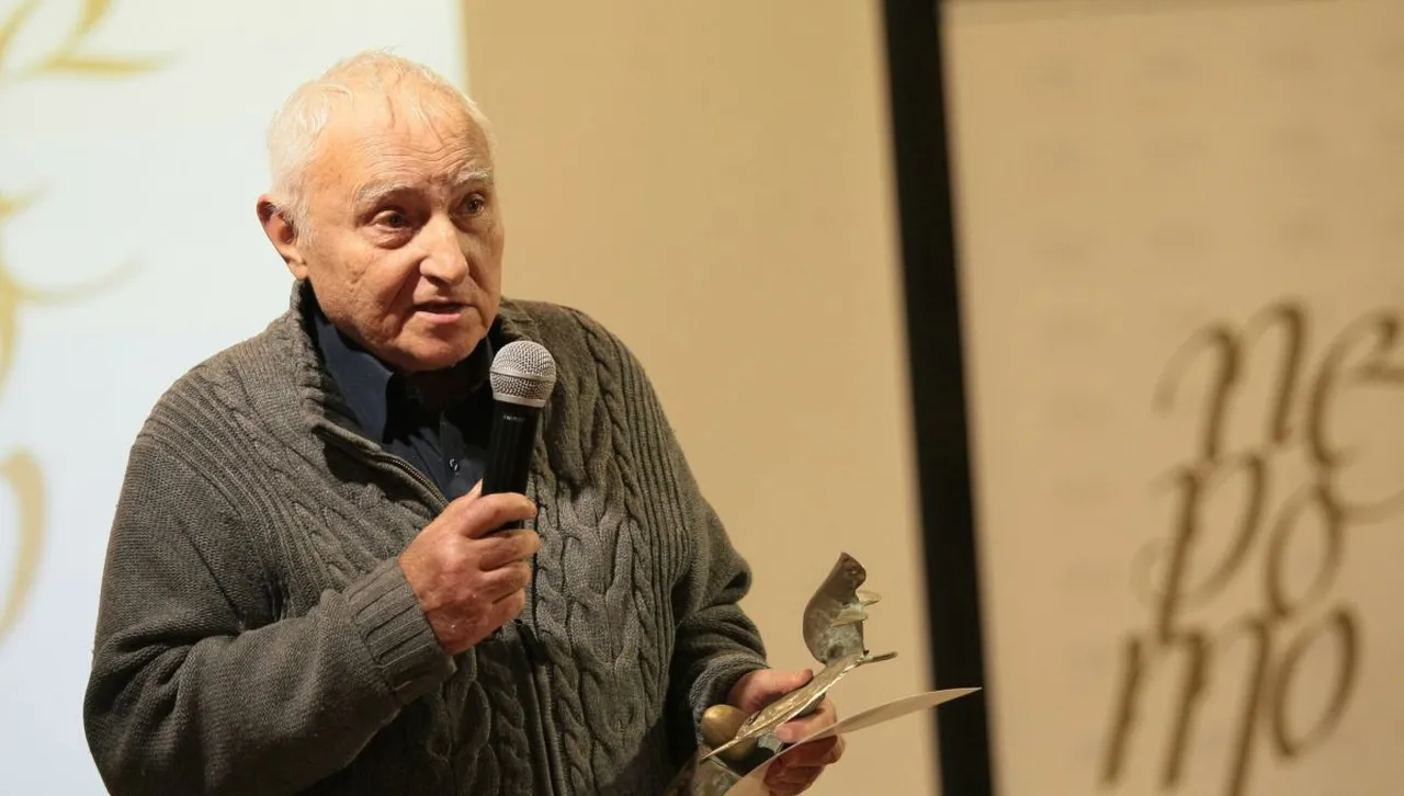 "ЕЛЕНИТЕ" – една история за любовта и поредното изгубено време