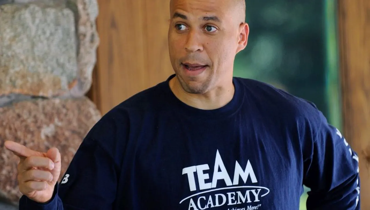 US сенатор: Ние сме Америка, когато лидерите наричат диктаторите с истинските им имена, а борците срещу тиранията – герои