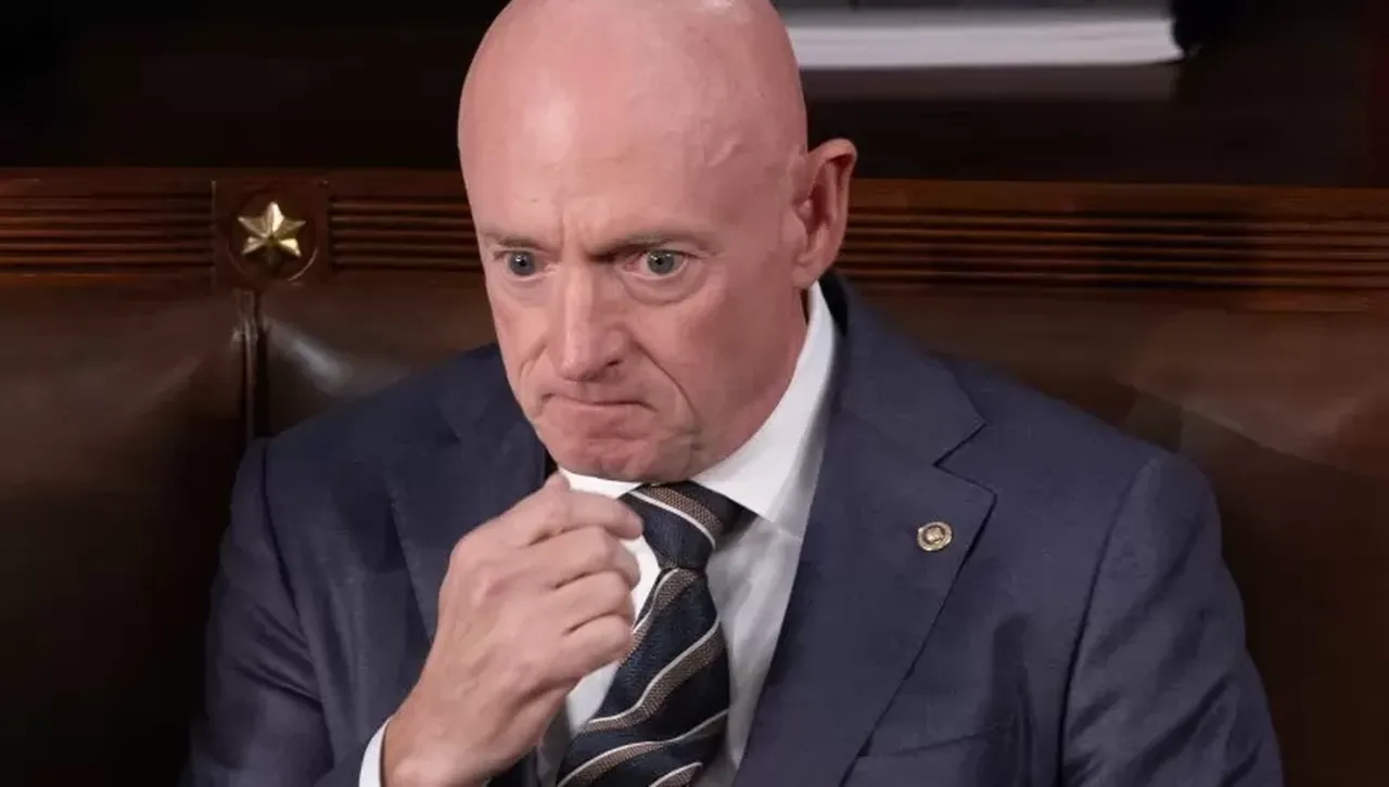 Пентагонът vs Марк Кели: Обвинения в метеж и заплаха с военен съд