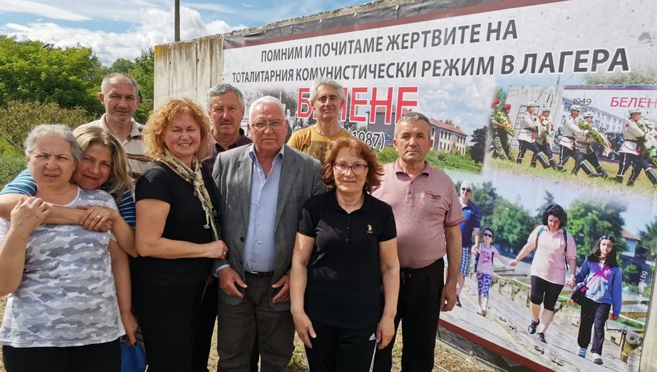 Лагеристи и техни наследници подготвиха Втори обект на остров Персин за възпоменанието