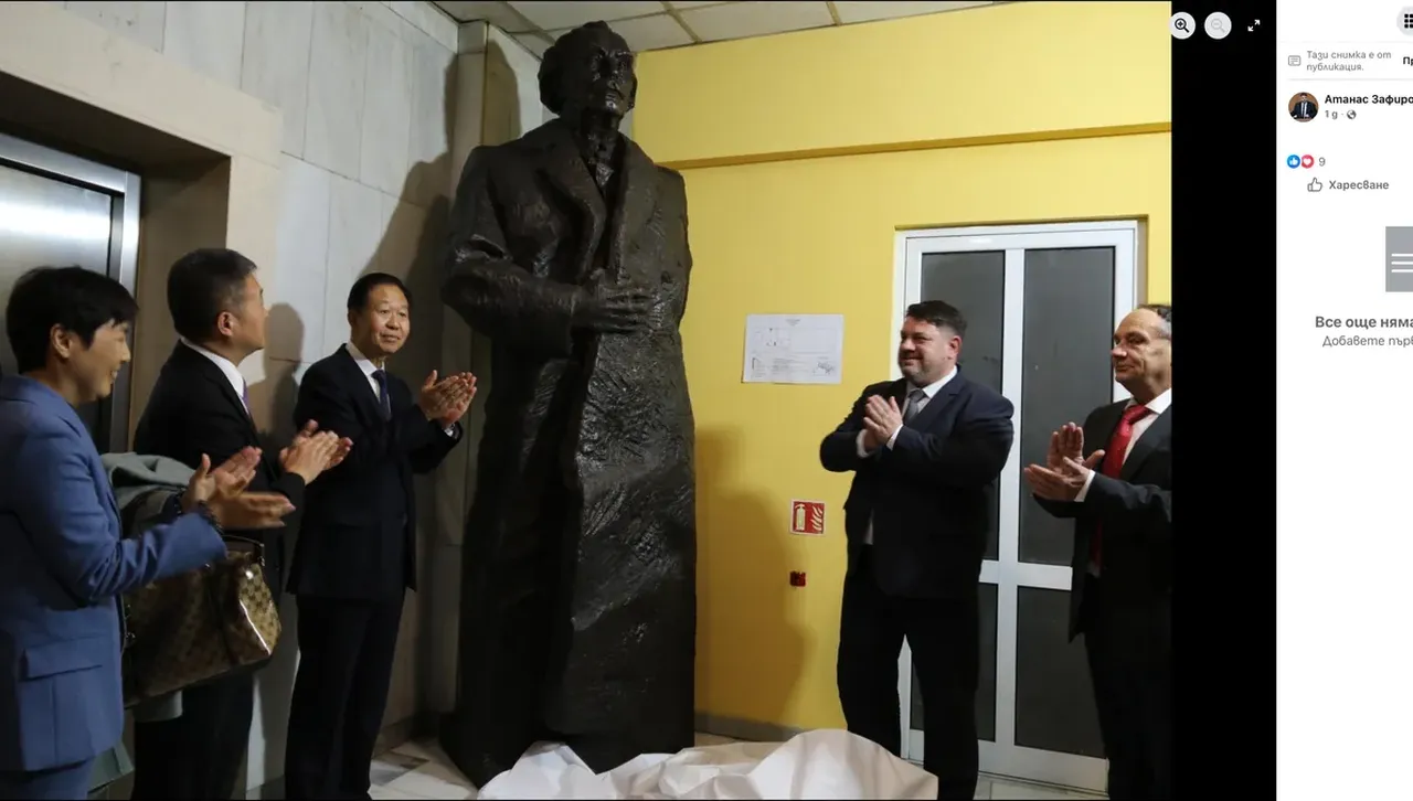БСП и Зафирката вече са на китайските другари, затова откриват паметник на кървавия престъпник Георги Димитров