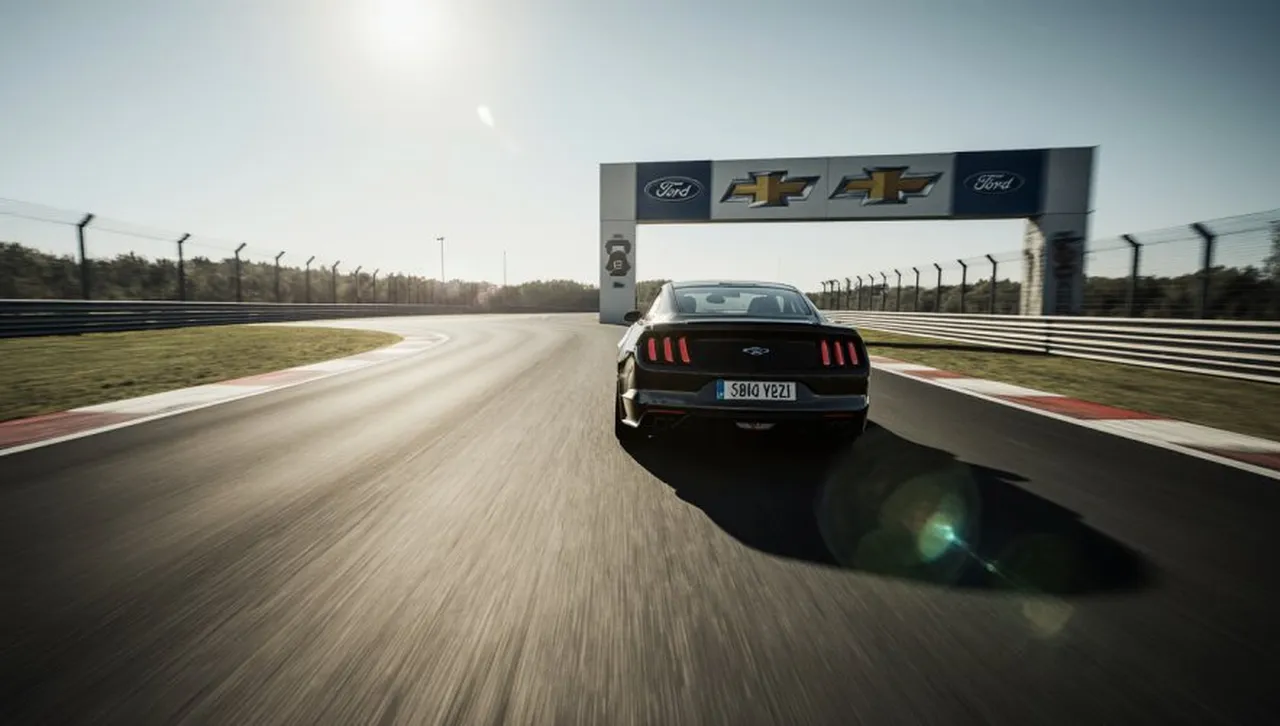 Ford и Chevrolet в битка за най-бързата американска кола на Nürburgring