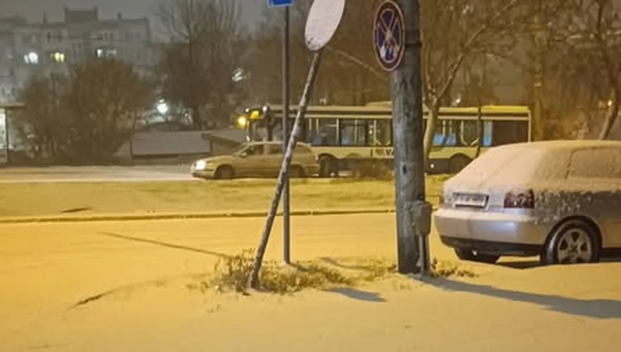 Основните пътни артерии са почистени но за междукварталните улици не