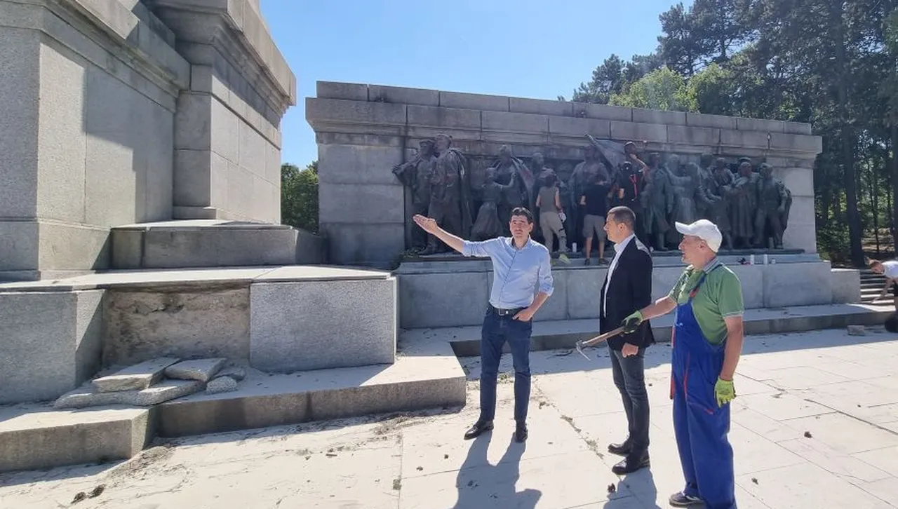 Скандал между партизанските наследници – Иван Таков обвини Васил Терзиев, че е ослепял за фашистките прояви