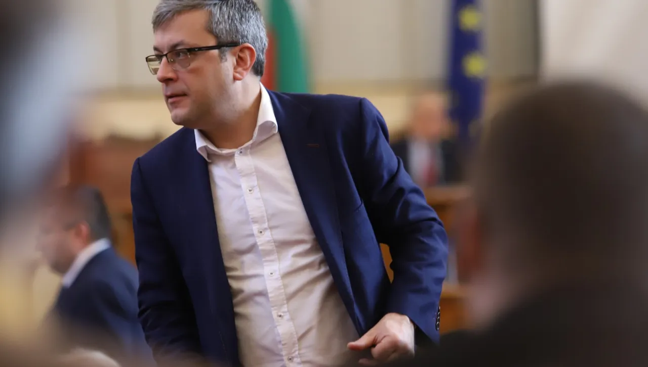  И третият опит за предизвикване на референдум,  който да спре еврото, беше неуспешен 