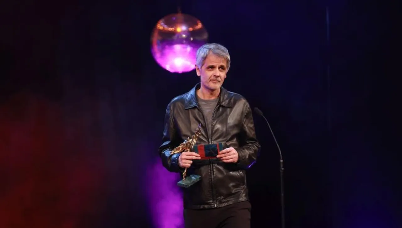 Връчиха 51-вите награди "Икар" в Народния театър