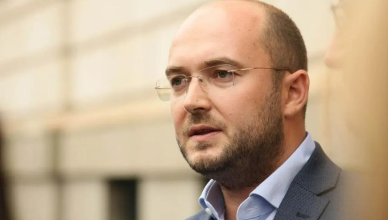 Намериха решение за боклука в "Красно село": Ще го събират затворници 