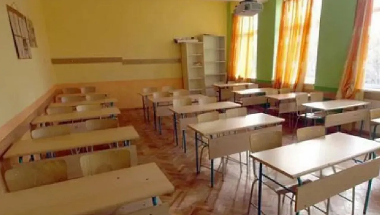 Модернизираха близо 500 учебни стаи по програма на просветното министерство