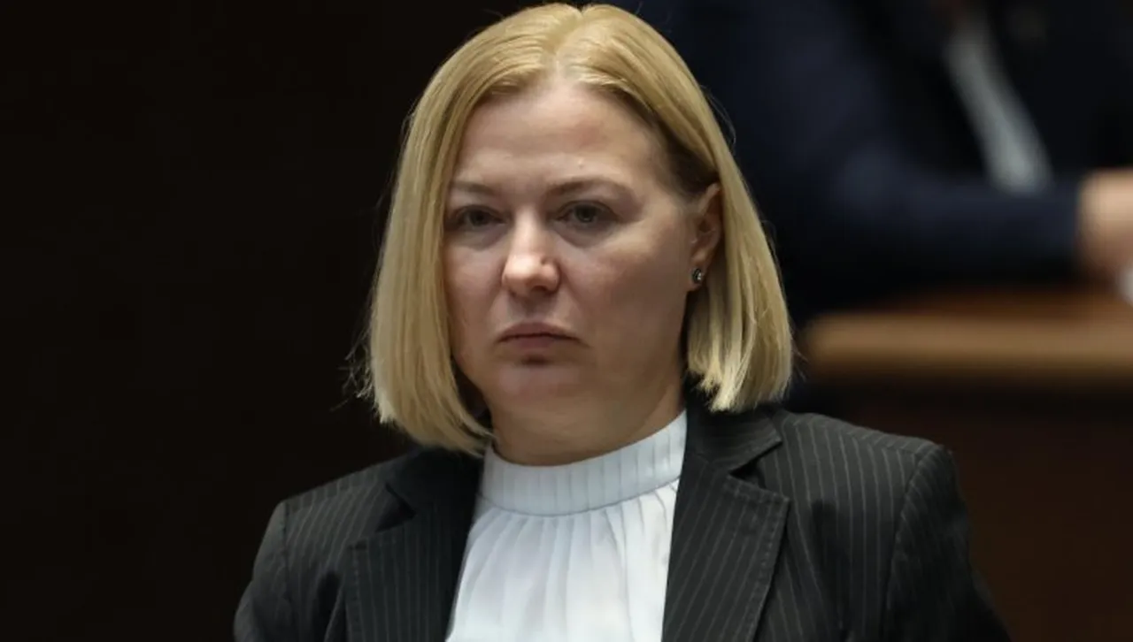 Надежда Йорданова: Сарафов не е главен прокурор, плюшените зайчета да изпълнят закона