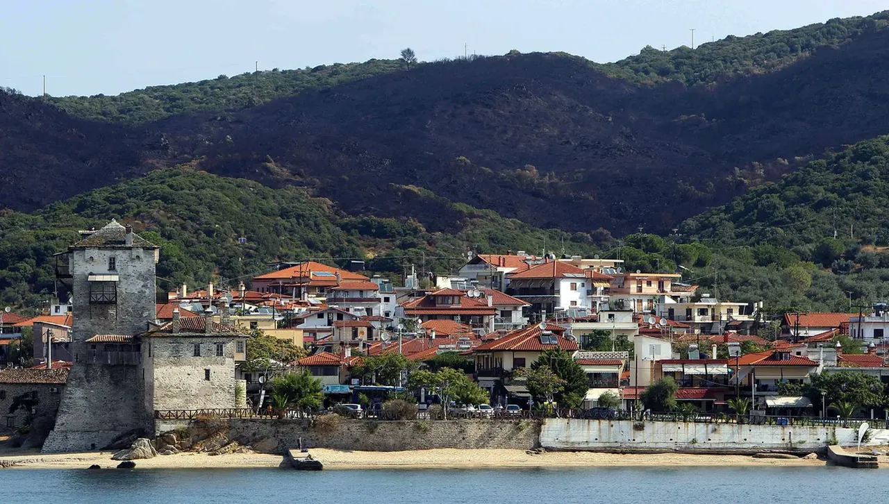 Земетресение в Света гора причини щети по манастирите