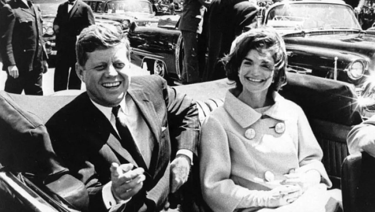 JFK - демокрацията, конспирацията, популизмът и анализите в стил „Говорит Москва“