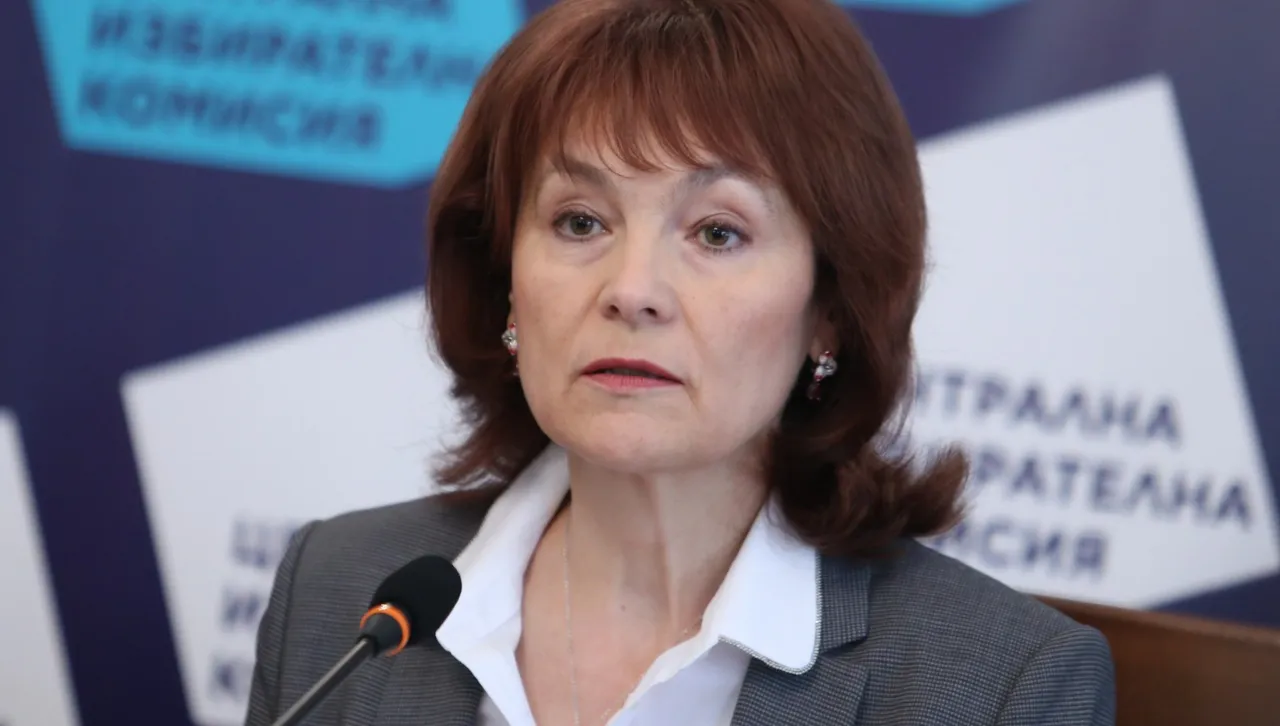 Предсрочни избори: ЦИК решава за съставите на районните комисии