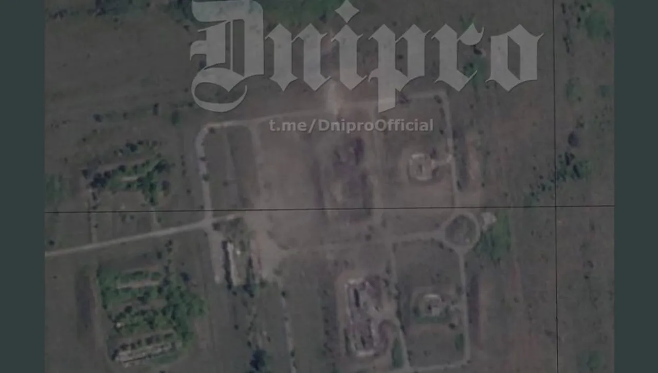 Сателитни снимки показват пълното унищожение на руски склад за боеприпаси в Харцизск