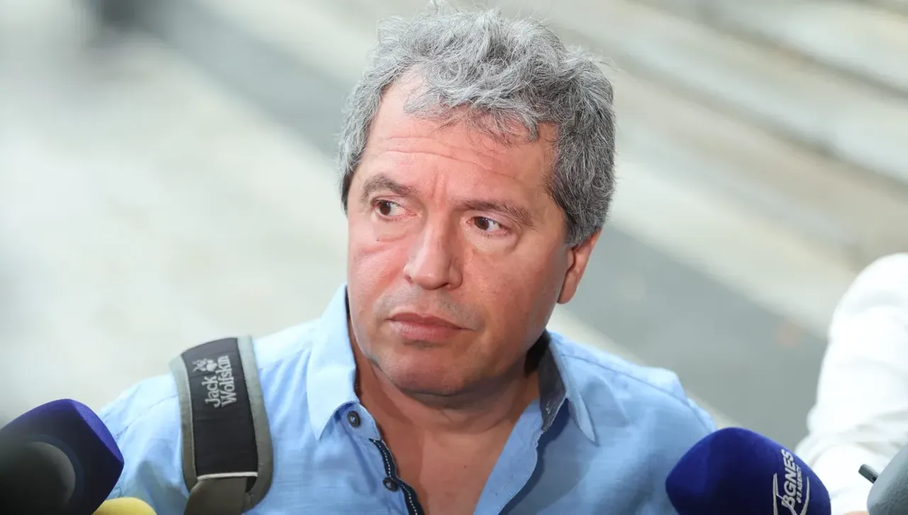 След бурни реакции: Тошко Йорданов се извини с половин уста на младите лекари