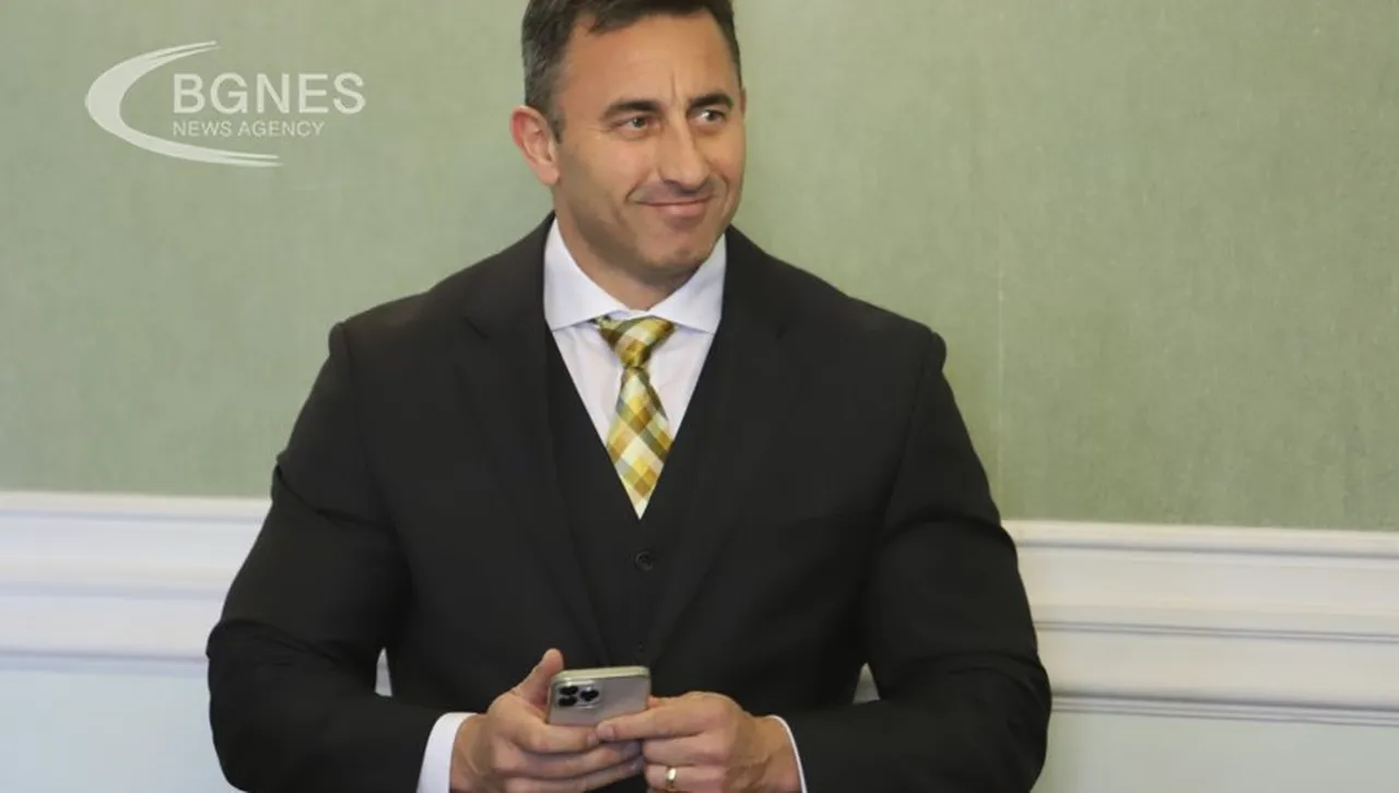 „Лукойл“: Работим по продажбата на активите си в България, особеният управител да не възпрепятства процеса