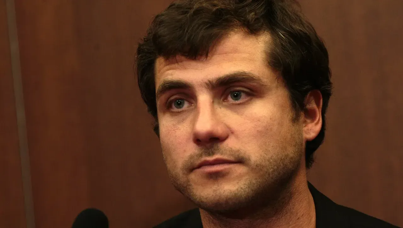 Режисьорът Камен Калев протестира срещу политическото управление на държавата с отказ от наградата  "Златен век" 