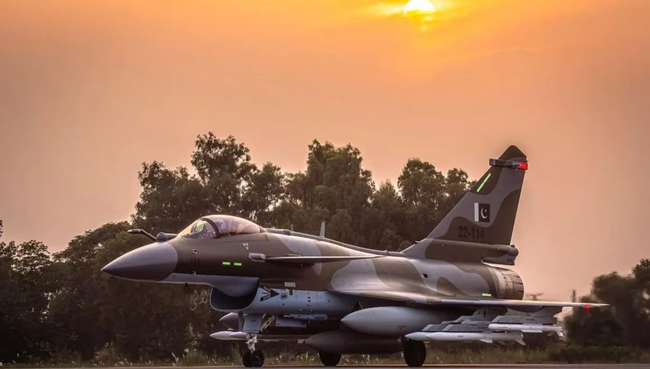 „Удар в гърба“: Иран иска да купи други изтребители вместо руските Су-35