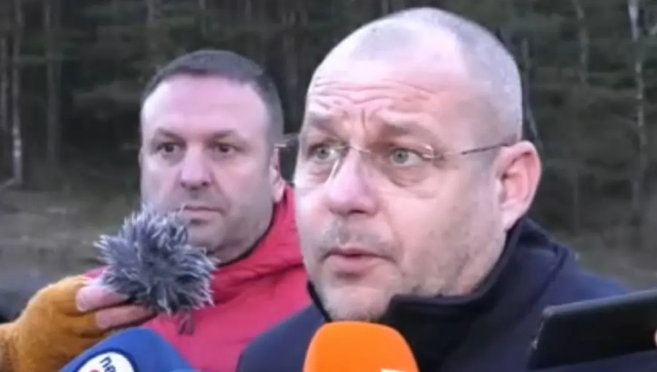 Сигналът за буса е подаден от овчар към 9 20