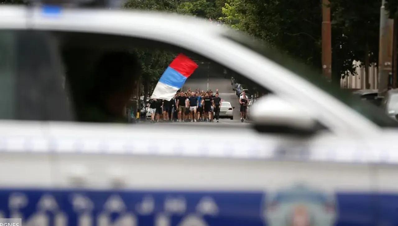 Остри сблъсъци в Сърбия между граждани и привърженици на партията на Вучич