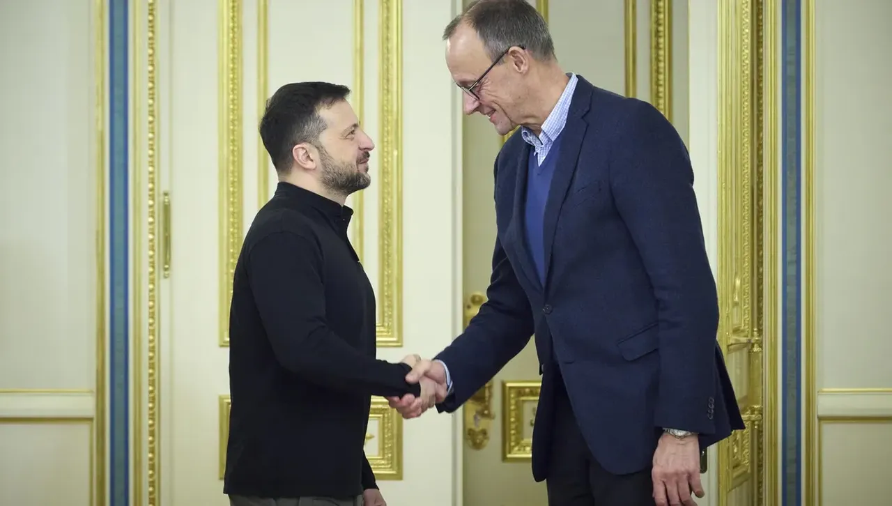 Мерц към Зеленски: По-малко млади украински мъже да идват в Германия като бежанци