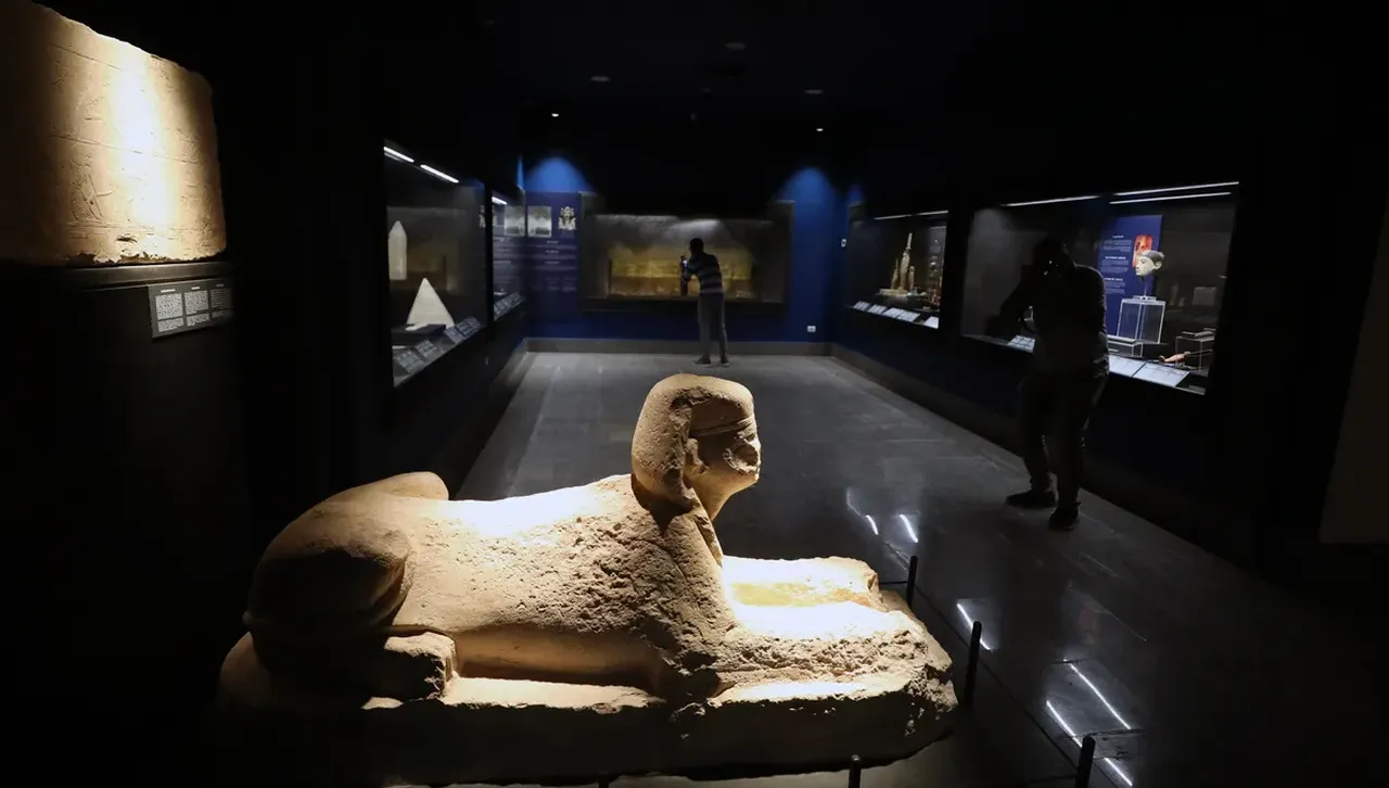 Египет представи останки от древен град, открит край бреговете на Александрия