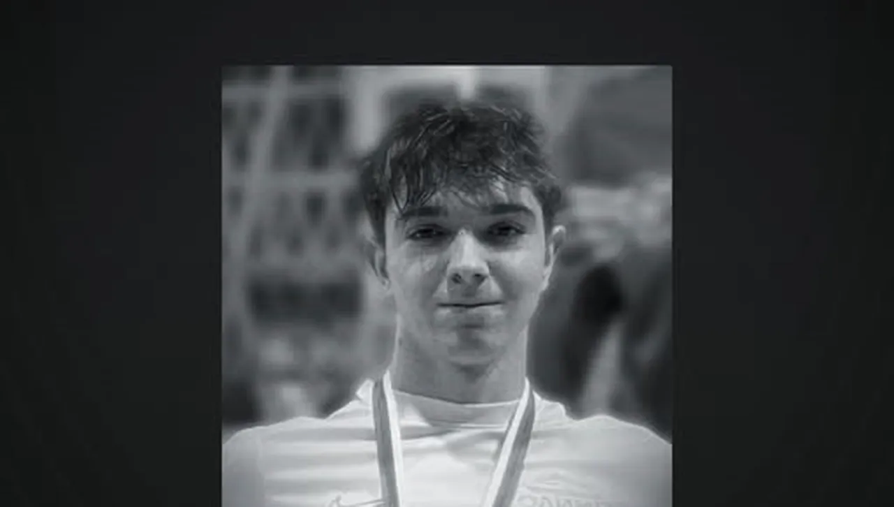 Обявиха причината за смъртта на 16-годишен състезател по плуване