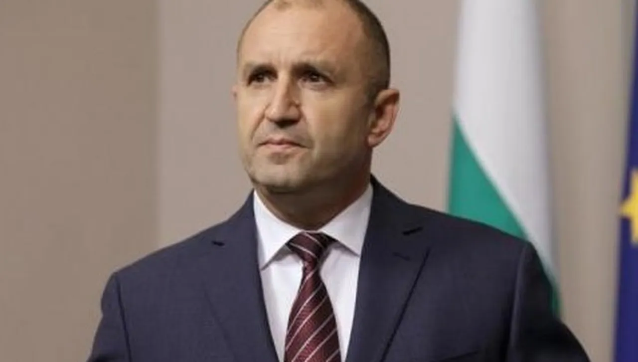 Хората които се представят за организатори на моя партия и