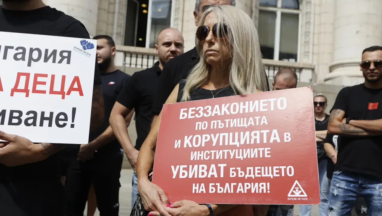 Аплодисменти в съда! Обвиненият за  касапницата с АТВ в Слънчев бряг  остава за постоянно в ареста 