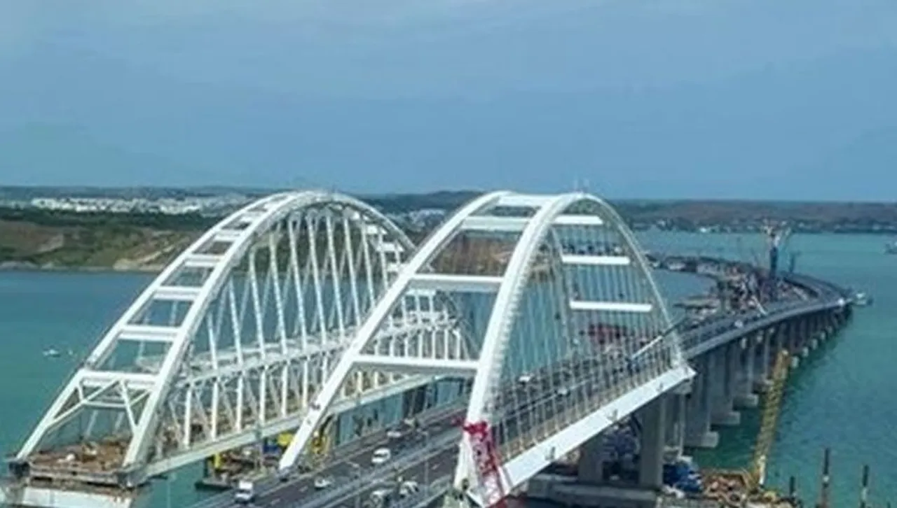 Украински дронове удариха руски склад за боеприпаси в окупирания Крим