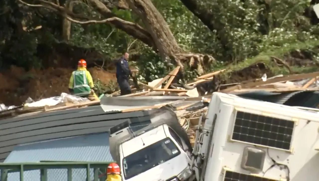 Свлачище отнесе оживен къмпинг в Нова Зеландия, загинаха тийнейджъри
