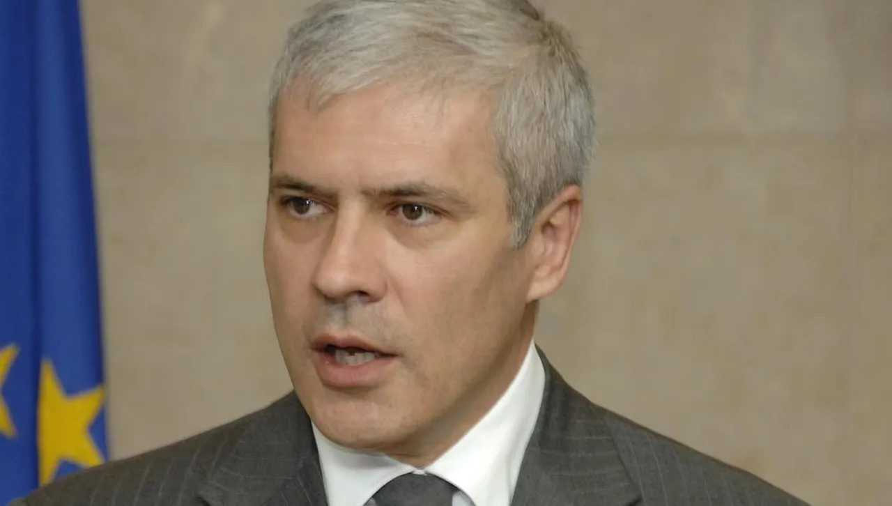 Тадич за номинацията на Вучич за премиер: Познанията за поликистозните яйчници не стигат за този пост