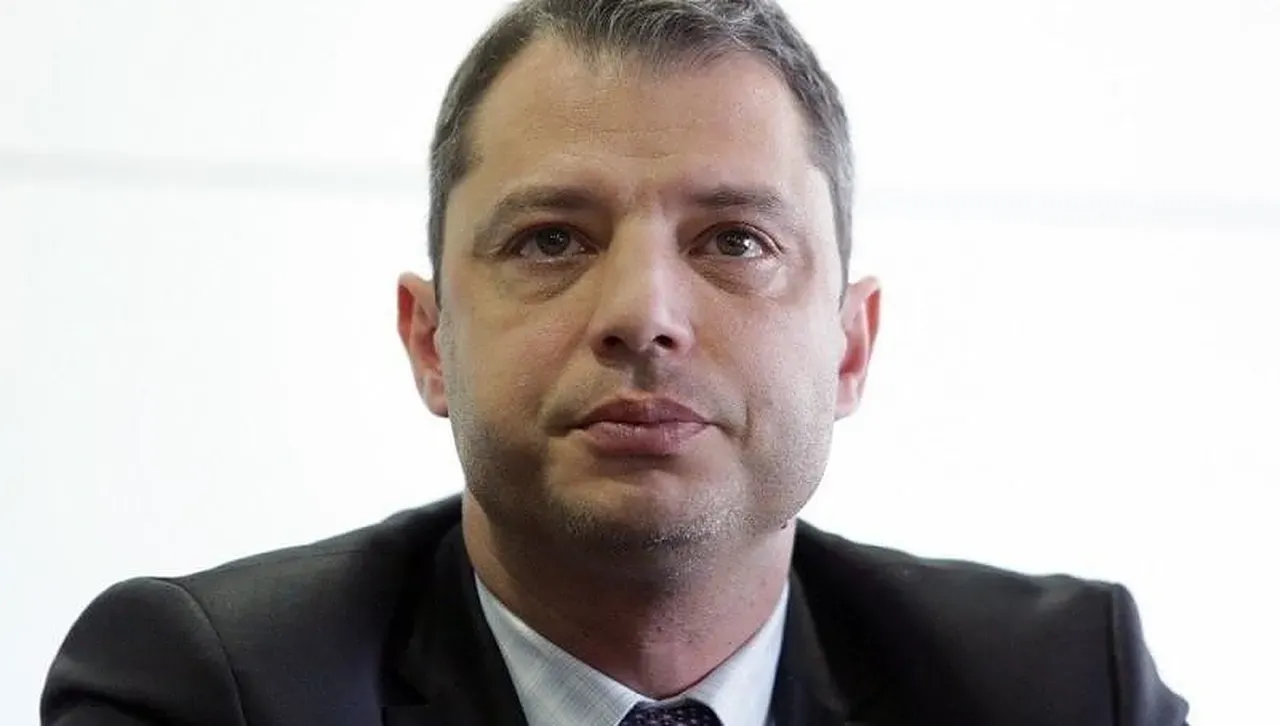 Той подчерта че за новия бюджет е постигнат изненадващ синхрон