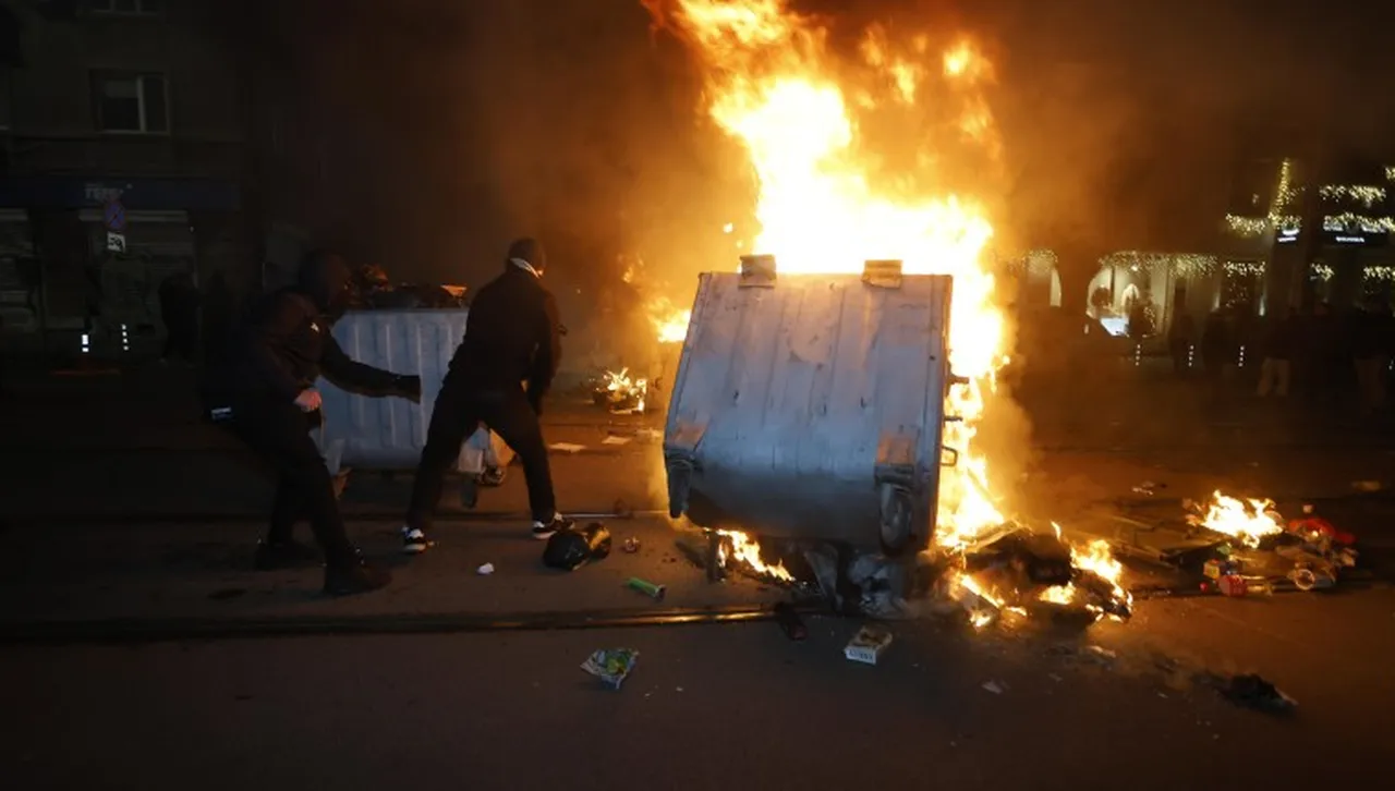 10 от провокаторите на протеста на 1 декември в София застават пред съда