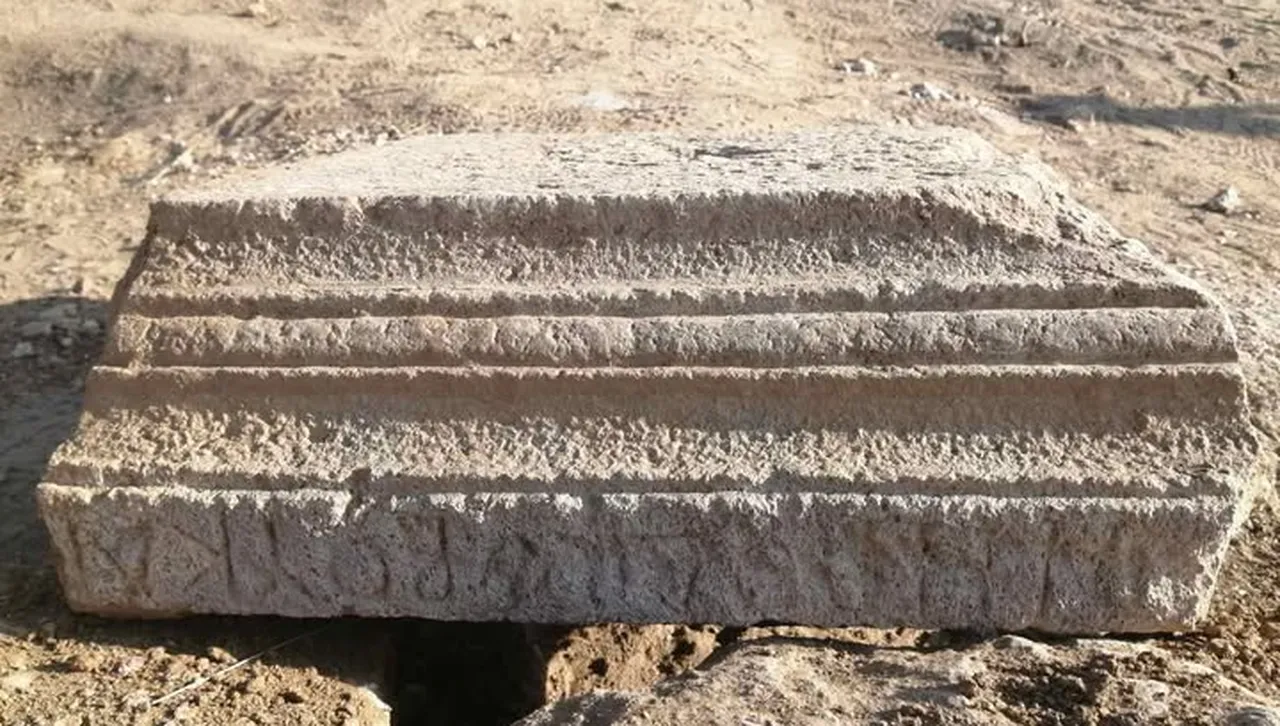 Сензационен надпис изплува от некропола на Хераклея Синтика